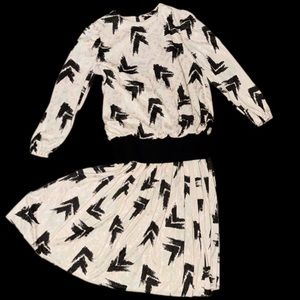 Vintage 80s Pink Black  Abstract Pleated Dress